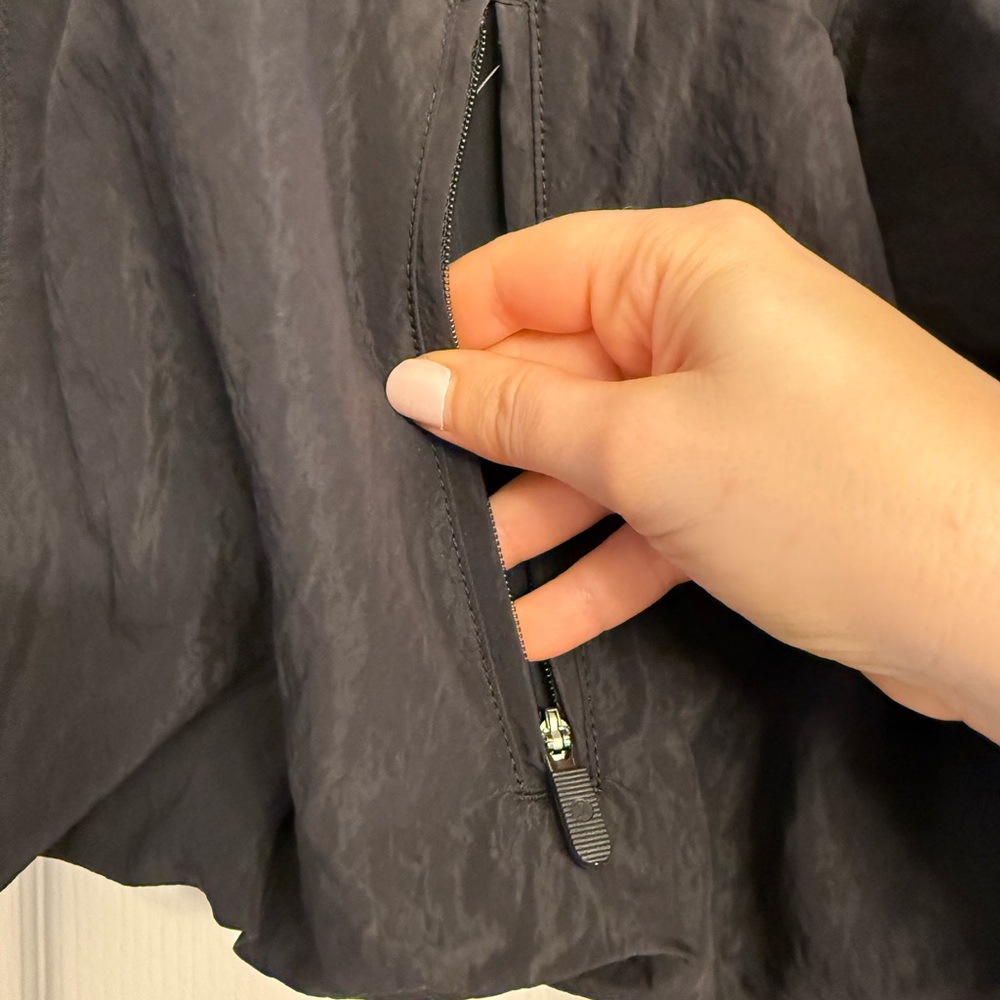 NWT lululemon Crinkle Nylon Track Jacket Wordmark Size S | Water-Repellent - Picture 12 of 12